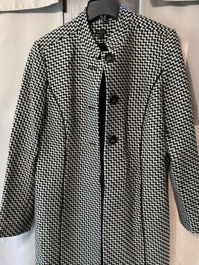 Madison Black & White Houndstooth Pea Coat